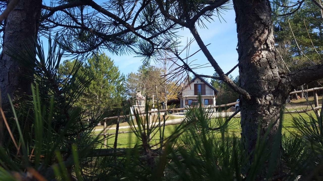 4 Seasons House